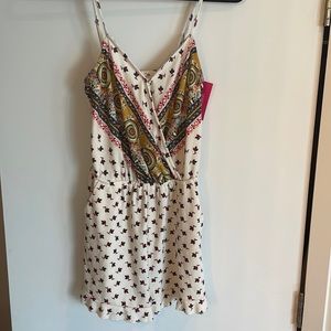 Xhilaration Ivory Rose Romper, Size Small